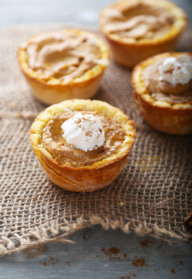 Low Carb Pumpkin Cheesecake Tarts