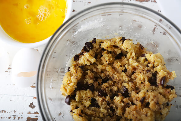 Keto Orange & Chocolate Chunk Cookies