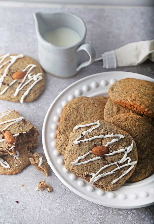 Low Carb Vanilla Latte Cookies