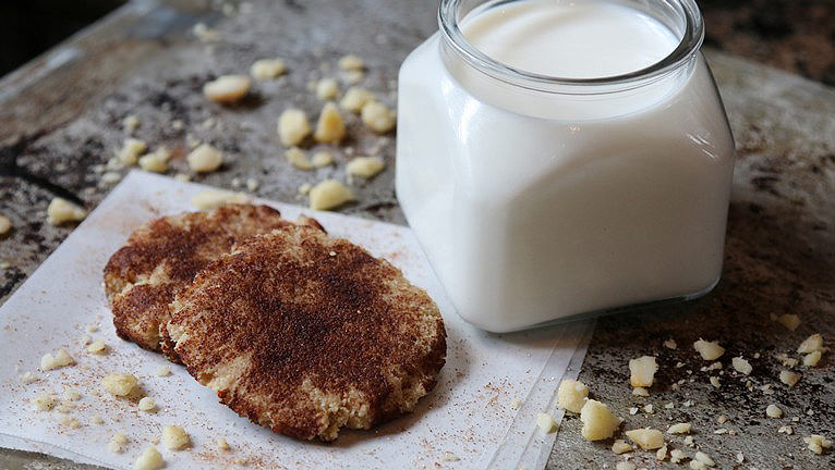 Keto Snickerdoodle Cookies - Shared via www.ruled.me