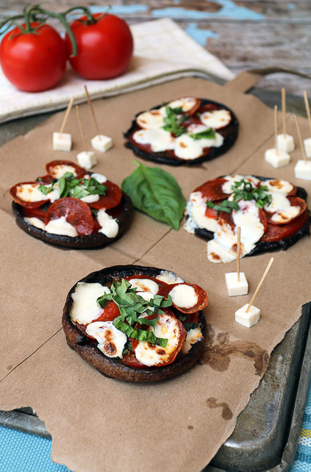 Portobello Personal Pizzas | Shared via www.ruled.me