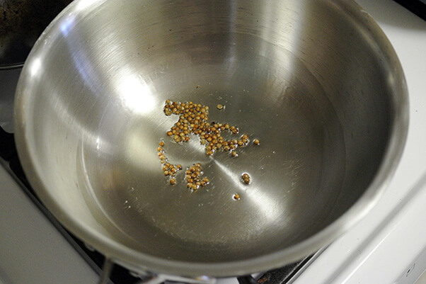 02Cook coriander seeds