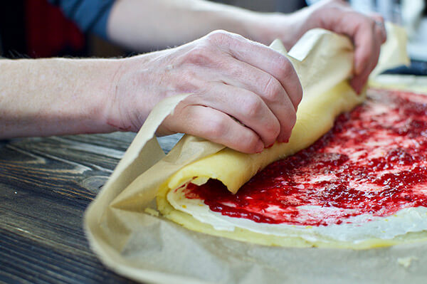 Lemon Raspberry Sweet Rolls