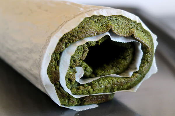 Keto Matcha Roll Cake