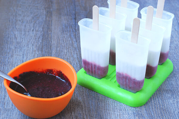 Berry Bomb Pops