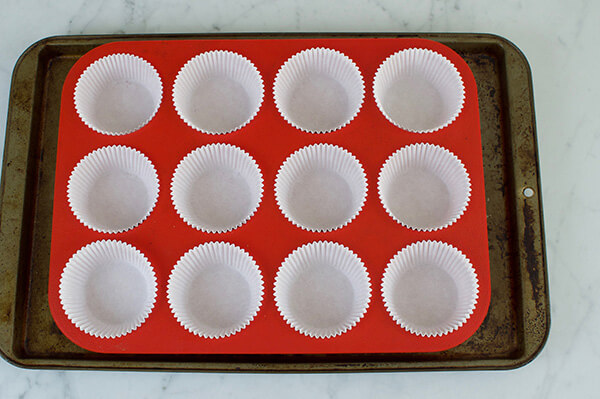 Lemon Cupcakes with Raspberry Frosting