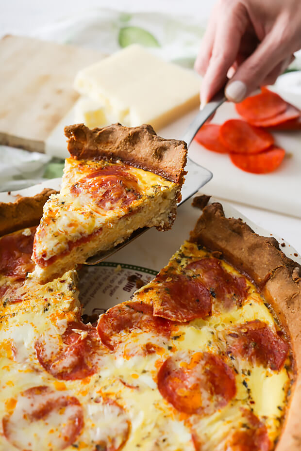 Keto Pepperoni Pizza Quiche