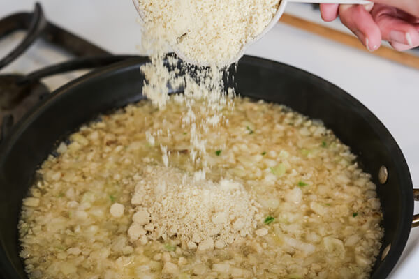 Cajun Shrimp and Cauliflower Rice