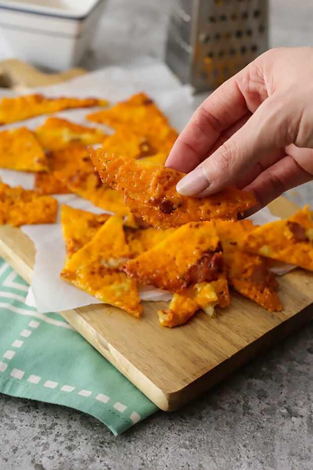 Keto Cheesy Bacon Nacho Chips