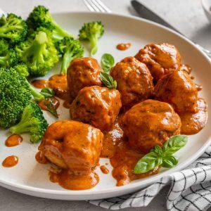 Chicken Meatball in Tomato Cream Sauce