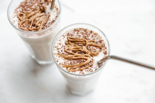 Cookies and Cream Milkshake Featured