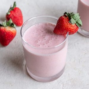 Keto Strawberry Vanilla Smoothie Featured