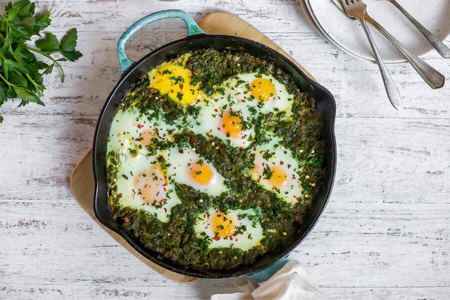 Keto Spinach Shakshuka