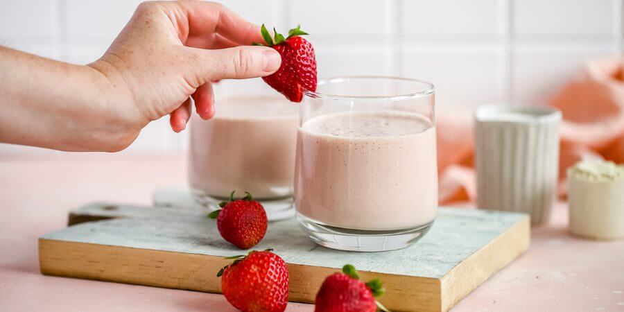 Keto Strawberry Cheesecake Shake Second