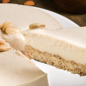 Keto Almond Cake featured