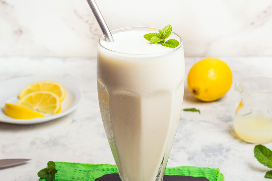 Lemon Cheesecake Protein Smoothie