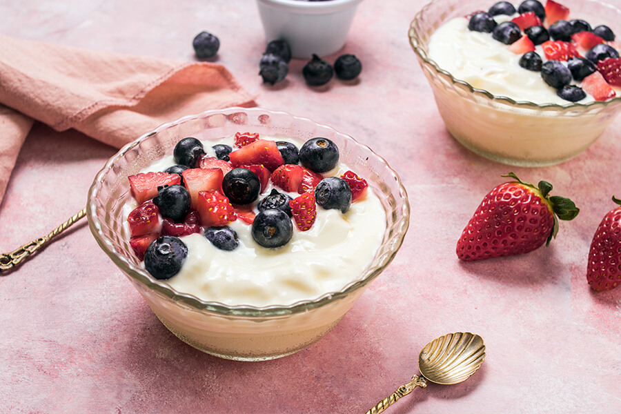 Keto Yogurt Berry Bowl